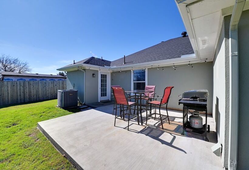 Little Elm Diamond   Steps To Lewisville Lake!