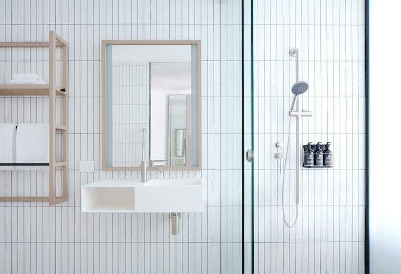 Little National Hotel Newcastle