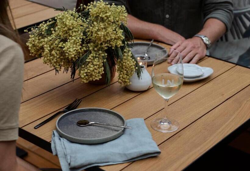 Little National Hotel Newcastle