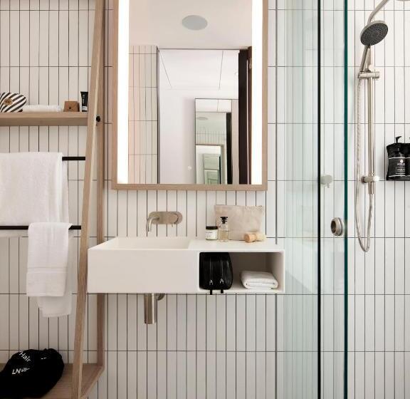 Little National Hotel Newcastle