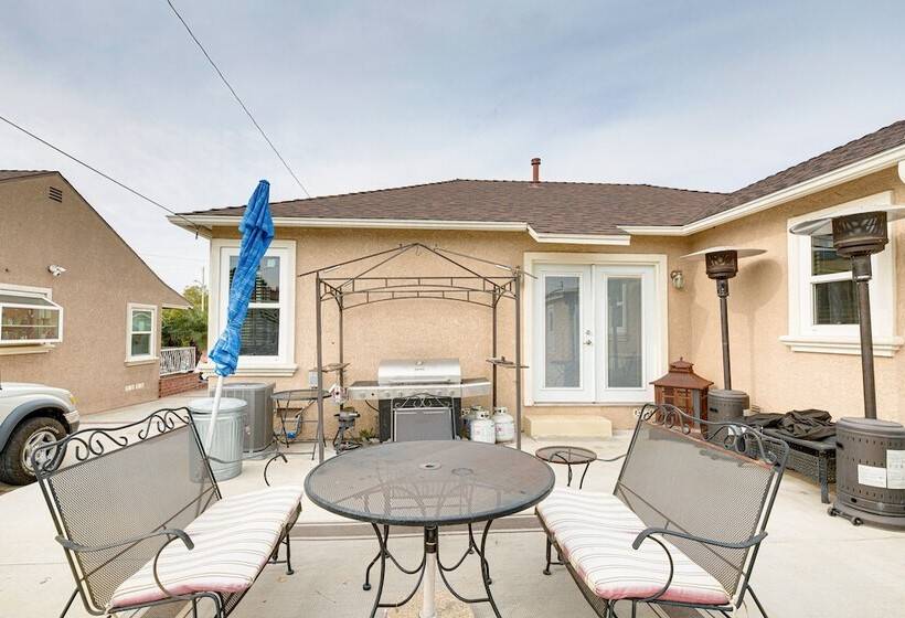 Lovely Los Angeles Getaway: Patio, Near Beaches!