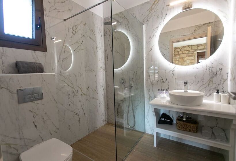 Michelangelo Suites And Apartments