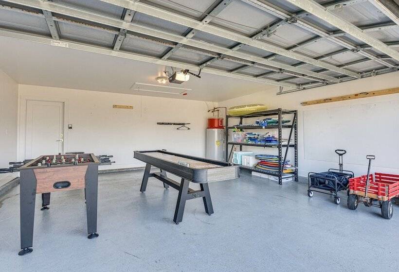 Miramar Beach Home: Walk To Private Beach!