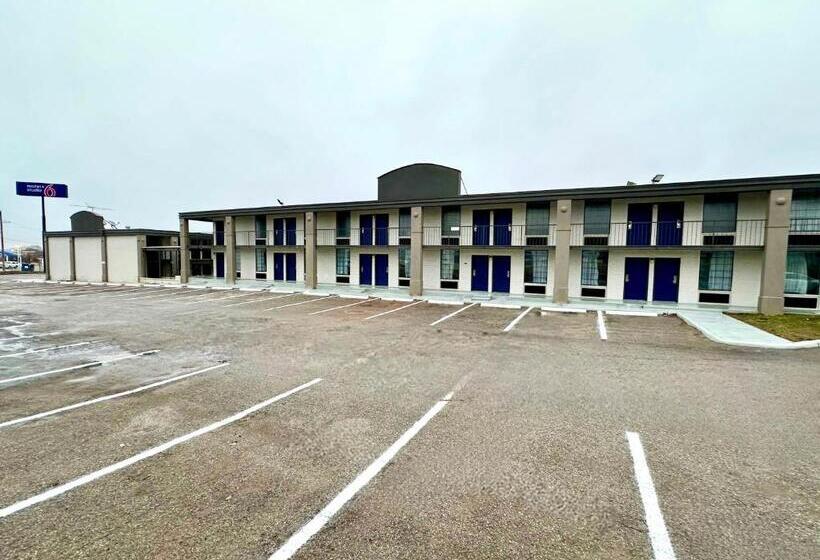 Motel 6 Chickasha, Ok