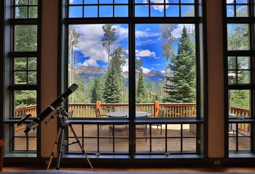 Mountain Village Marvel W/ Hot Tub & Home Gym!