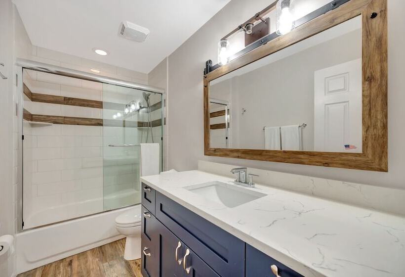 Naples Oasis W/ Pool, Playground, Office & Peloton