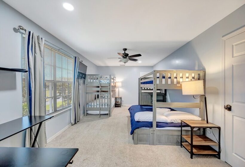 Naples Oasis W/ Pool, Playground, Office & Peloton