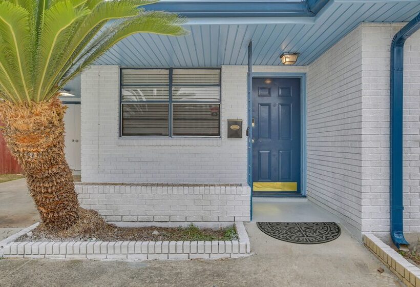 5 Mi To City Park: Charming Home Near Nola!