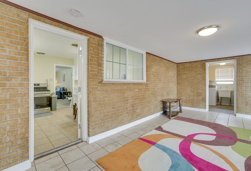 5 Mi To City Park: New Orleans Area Home