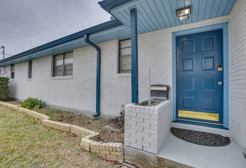 5 Mi To City Park: New Orleans Area Home
