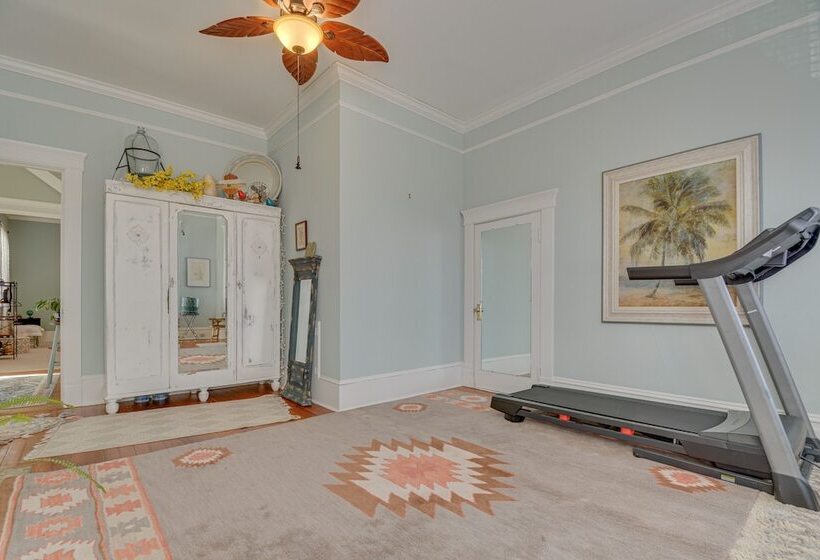 Opulent Home In Spring Hope W/ Pool & Hot Tub!