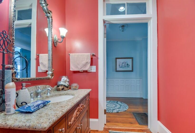 Opulent Home In Spring Hope W/ Pool & Hot Tub!