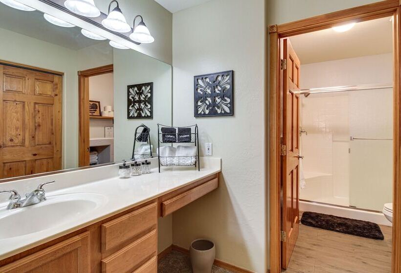 Overgaard Cabin W/ Private Deck, Grill & Fire Pit!