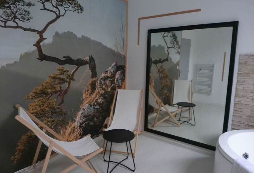 פנסיון A 2 Pas D Azay