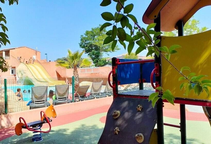 بنسيون Camping Clau Mar Jo