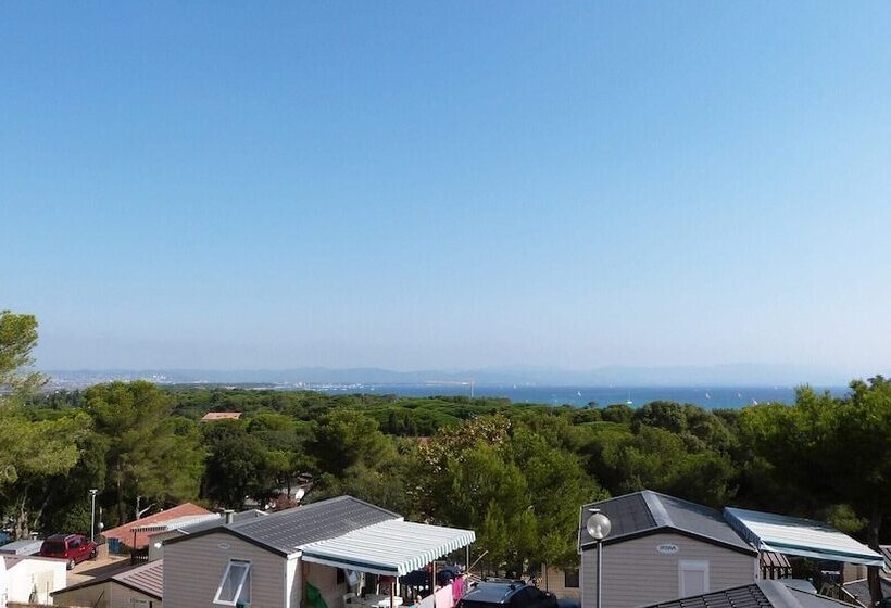 פנסיון Camping Le Méditerranée