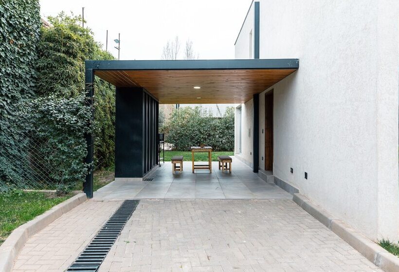 Pension Moderna Casa Con Estilo En Chacras