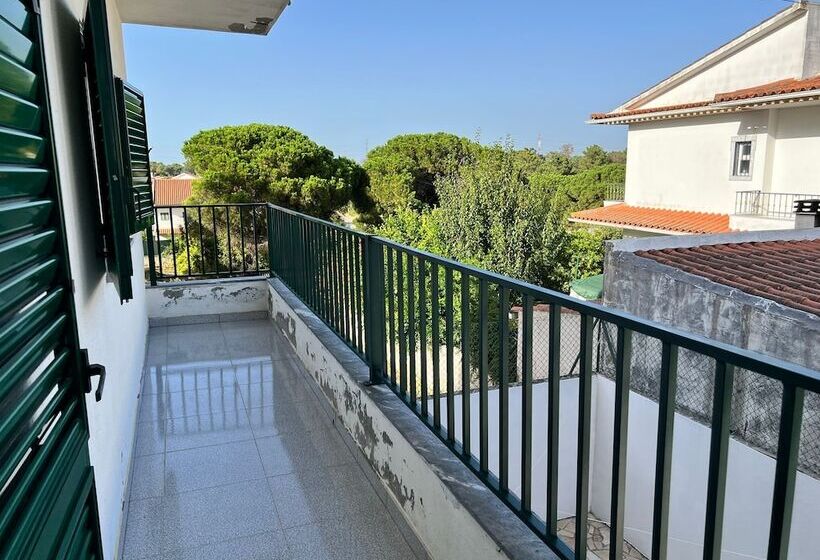 פנסיון R. António Aleixo 90a