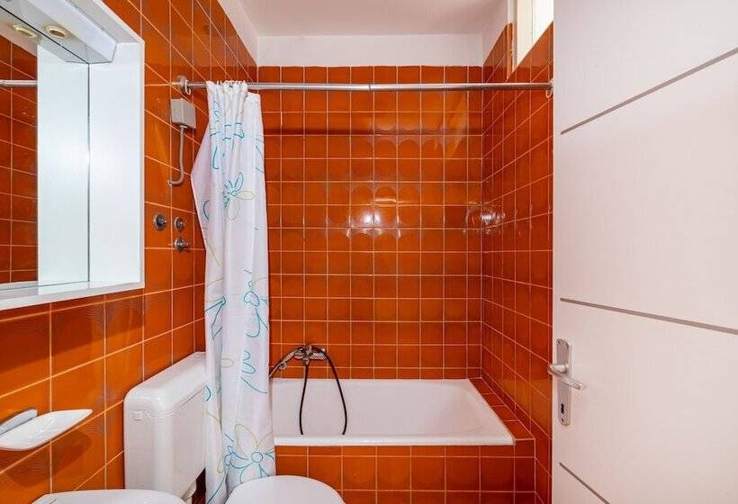 פנסיון Room In Guest Room   Cozy Room Near Beach L