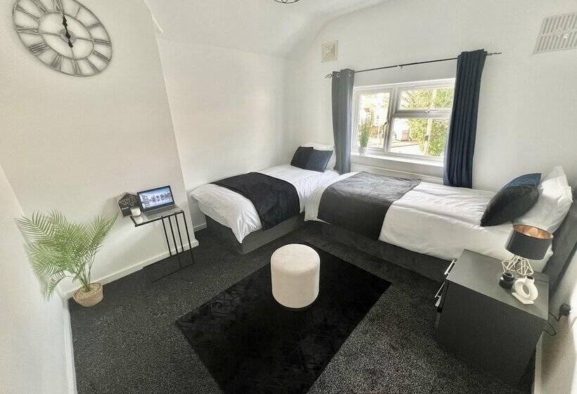 レジデンス Beautiful 2 Bed House In Watford
