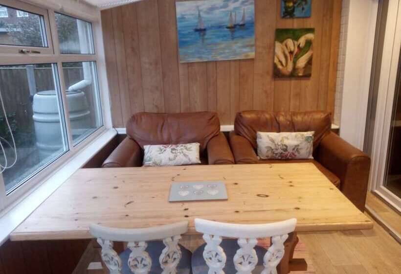 דירת נופש Beautiful 3 Bed Bungalow Kessingland Rural Retreat