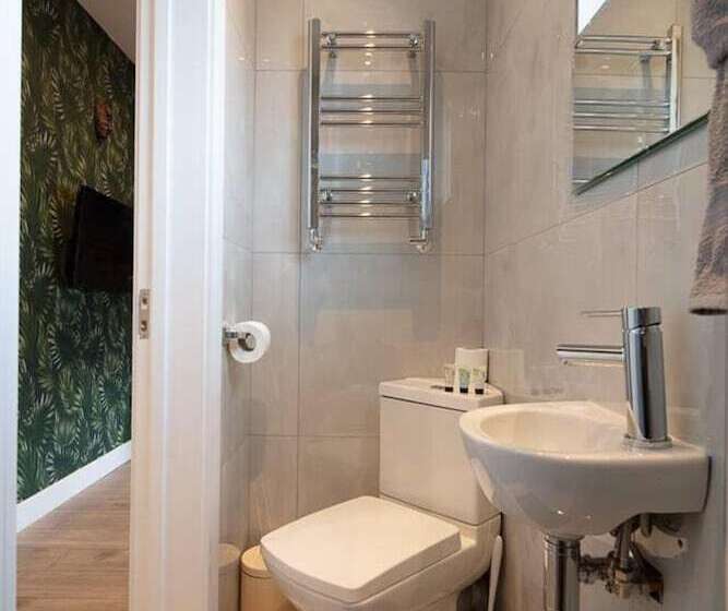 住所  Cosy 1 Bed Duplex   Close To Metro   Nw2