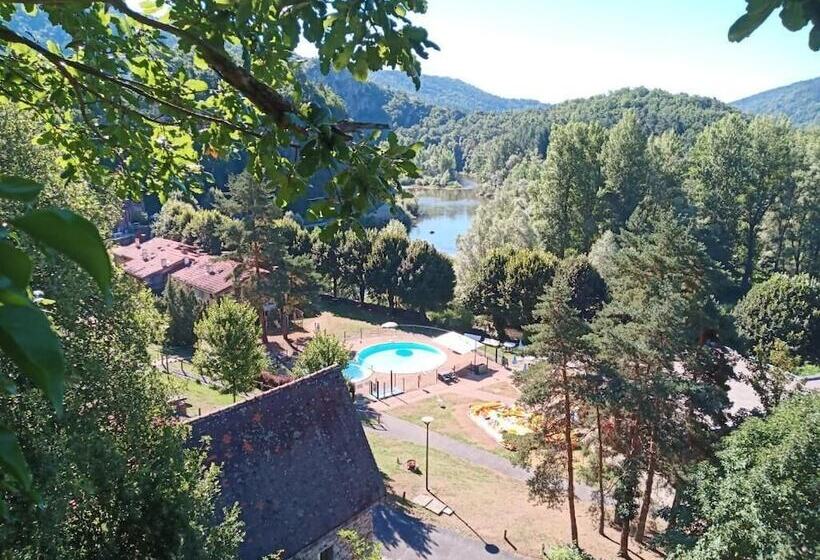 住所  Olydea Vorey Sur Arzon