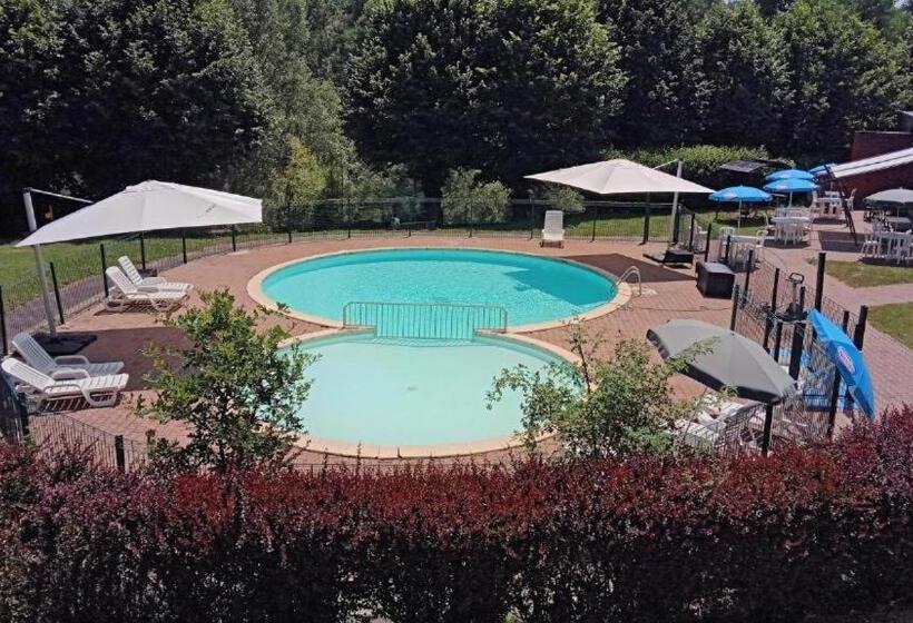 住所  Olydea Vorey Sur Arzon