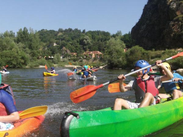 住所  Olydea Vorey Sur Arzon