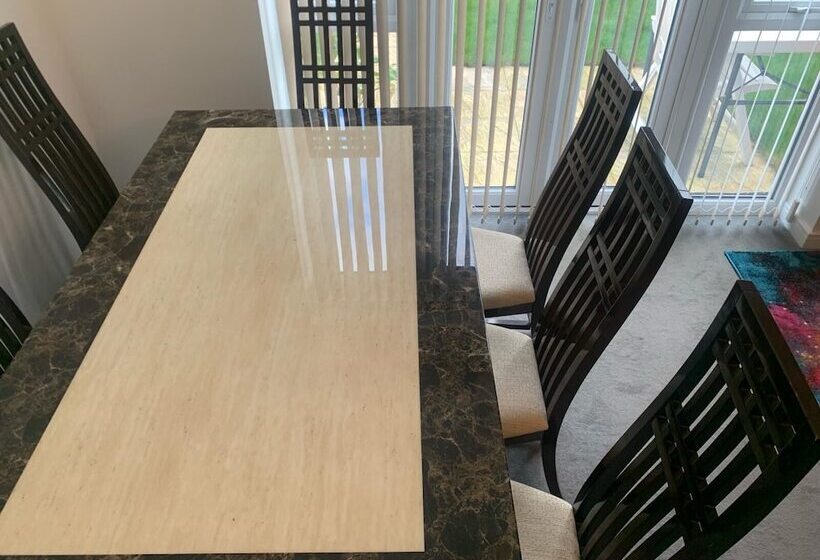 إقامة Pristine 3 Bed House In Grays