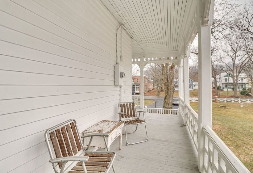 Restored Virginia Victorian: 10 Mi To Harrisonburg
