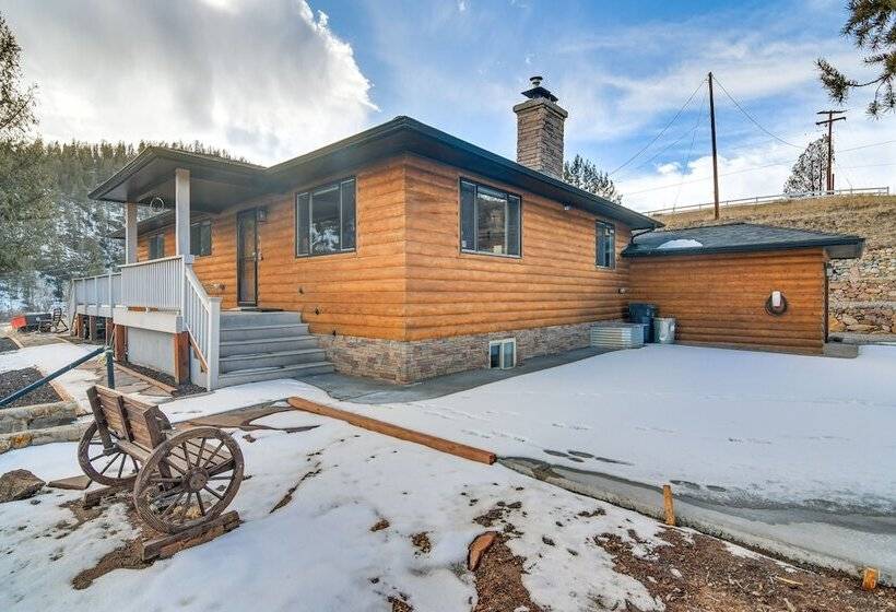 Riverfront Pine Cabin W/ Hot Tub & Mountain Views!