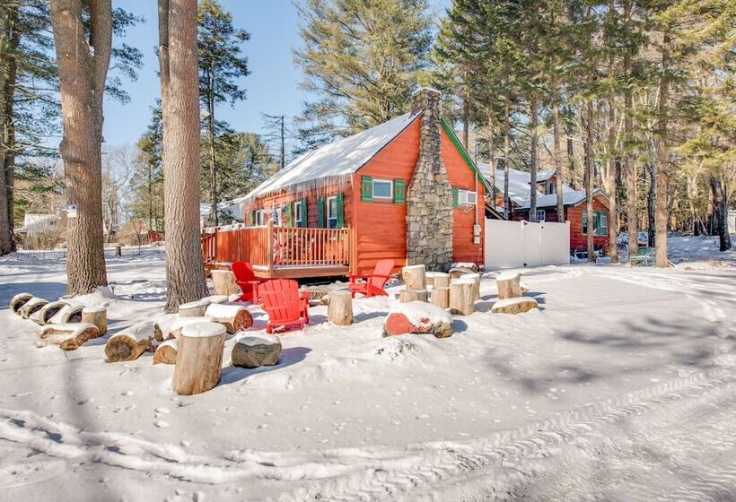 Rustic Blakeslee Cabin W/ Gas Grill Near Skiing!