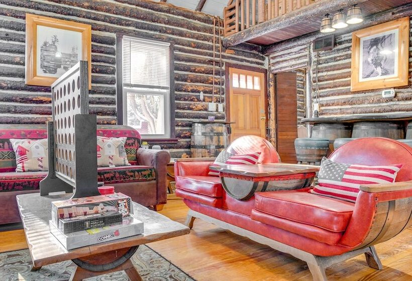 Rustic Blakeslee Cabin W/ Gas Grill Near Skiing!