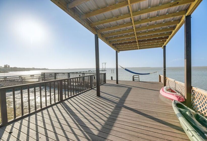 Scenic Home W/ Private Pool & Dock On Oso Bay!