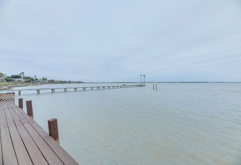 Scenic Home W/ Private Pool & Dock On Oso Bay!