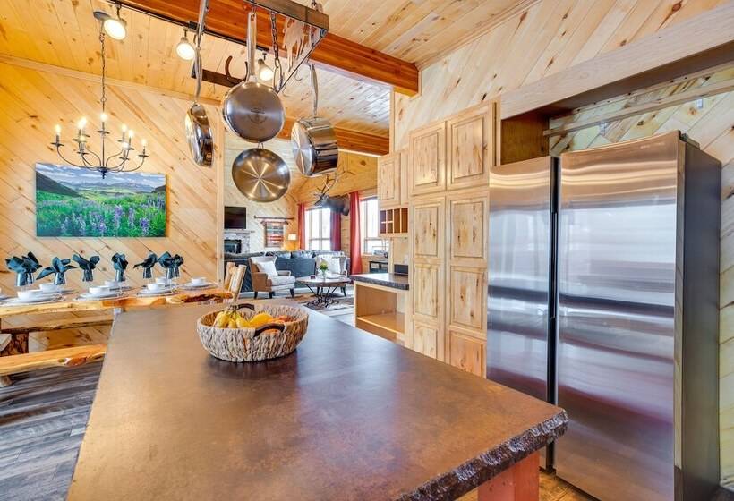 Spacious Gunnison Home: Ski, Hike, Bike & Fish!