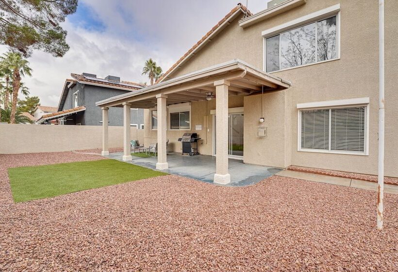 Spacious Henderson Home: 7 Mi To Vegas Strip