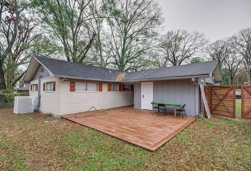 Stunning Jackson Home ~ 2 Mi To Downtown!