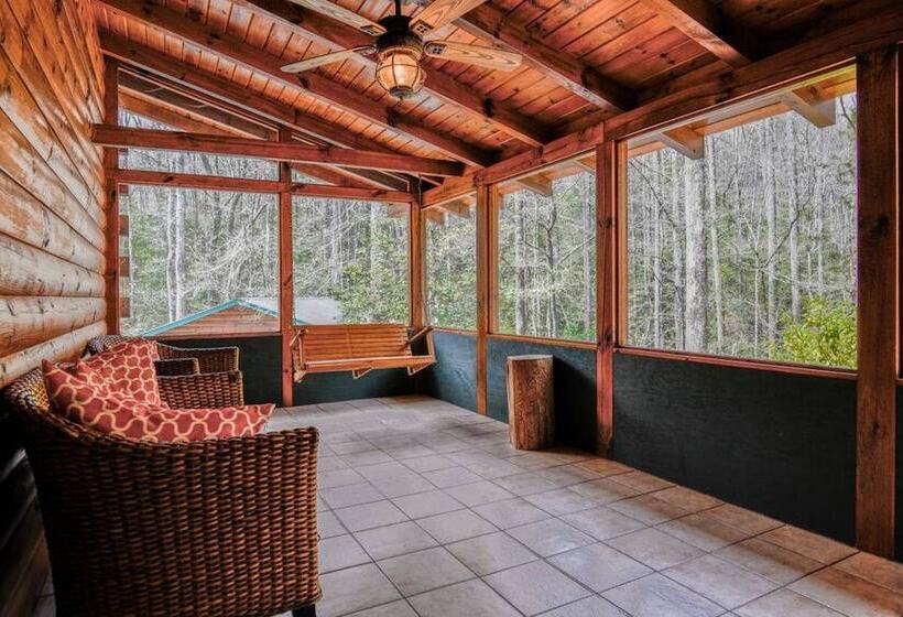 Twin Creeks Lodge By Avantstay 33 Acre Retreat