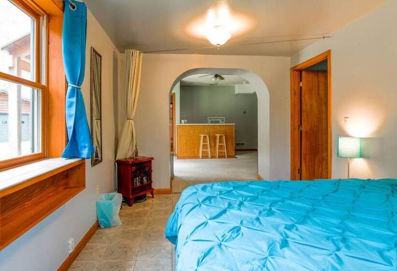 Twin Creeks Lodge By Avantstay 33 Acre Retreat