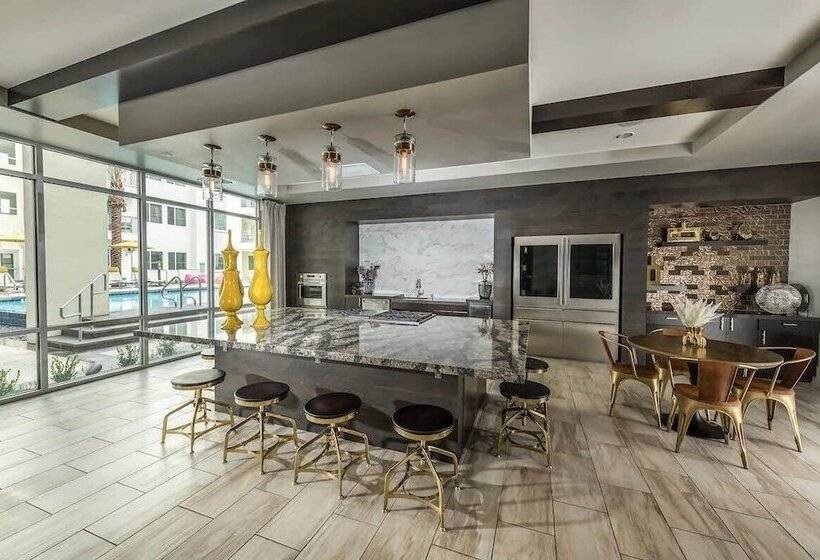 Two Modern Cozysuites With Pool 15 & 19