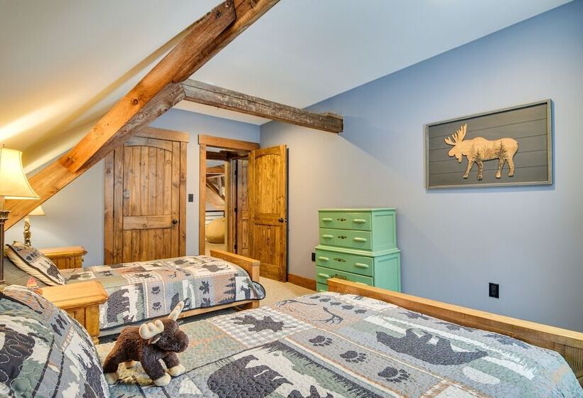 Maine Home W/ Hot Tub & Snowmobile Trail Access!