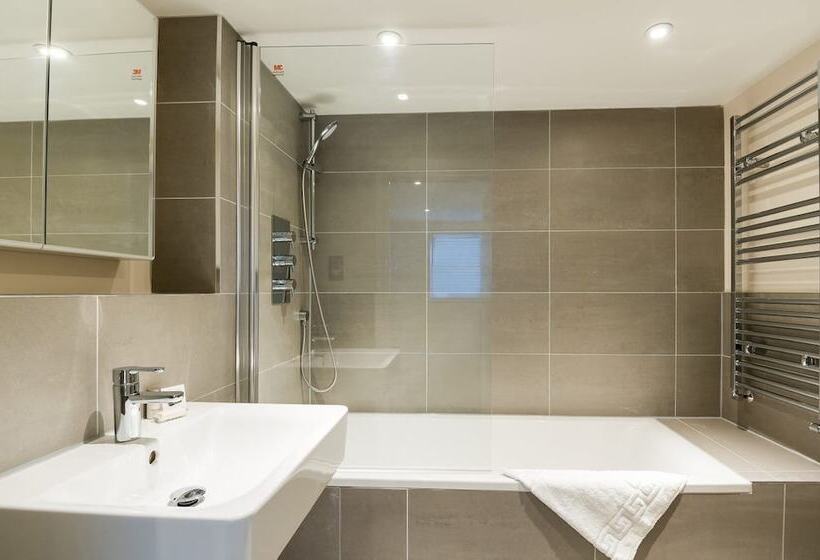 Victoria Vincent Square By Viridian Apartments