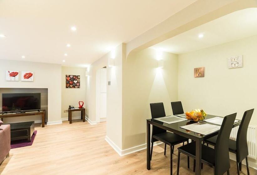 Victoria Vincent Square By Viridian Apartments