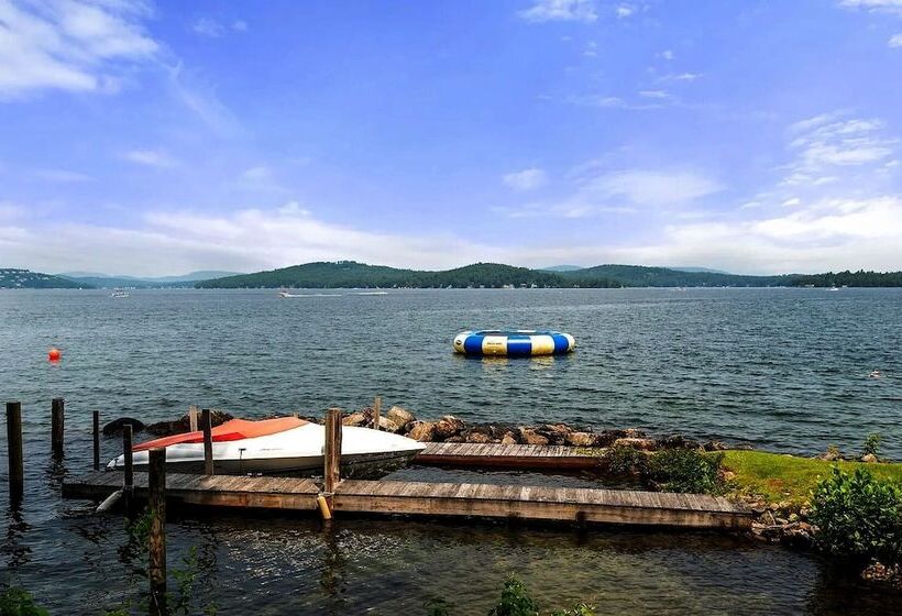 Winni Lakefront Cabin