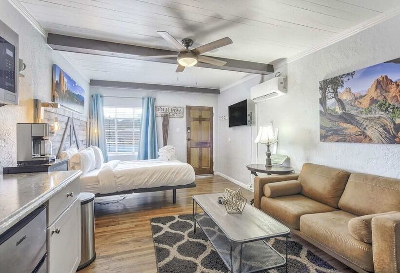 1bd Cozy Suiterestaurants & Hiking!dogs Welcome