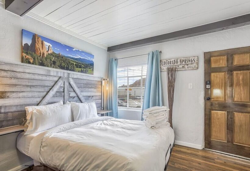 1bd Cozy Suiterestaurants & Hiking!dogs Welcome