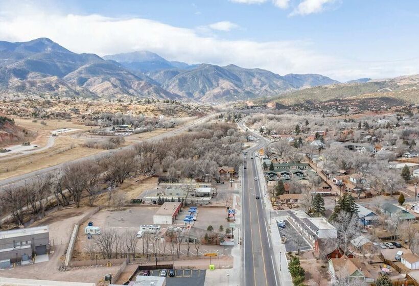 1bd Cozy Suiterestaurants & Hiking!dogs Welcome