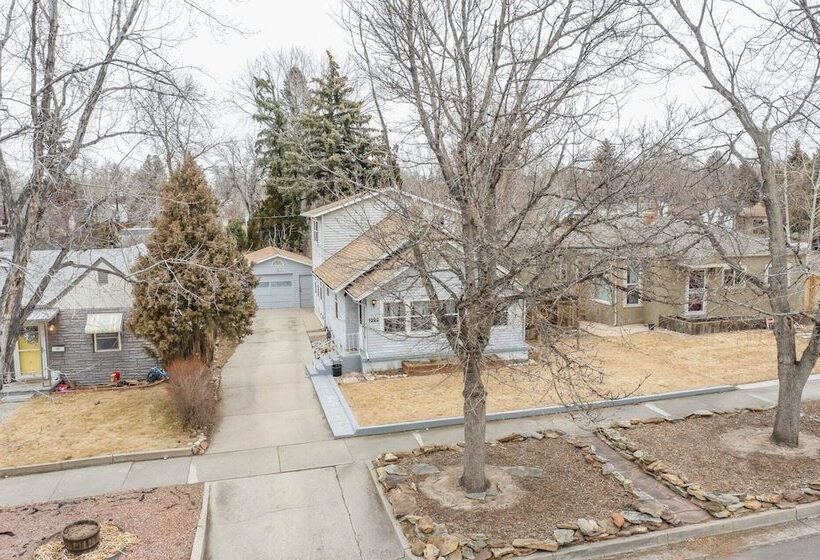 2br Central Location Big Backyard & Dog Friendly!